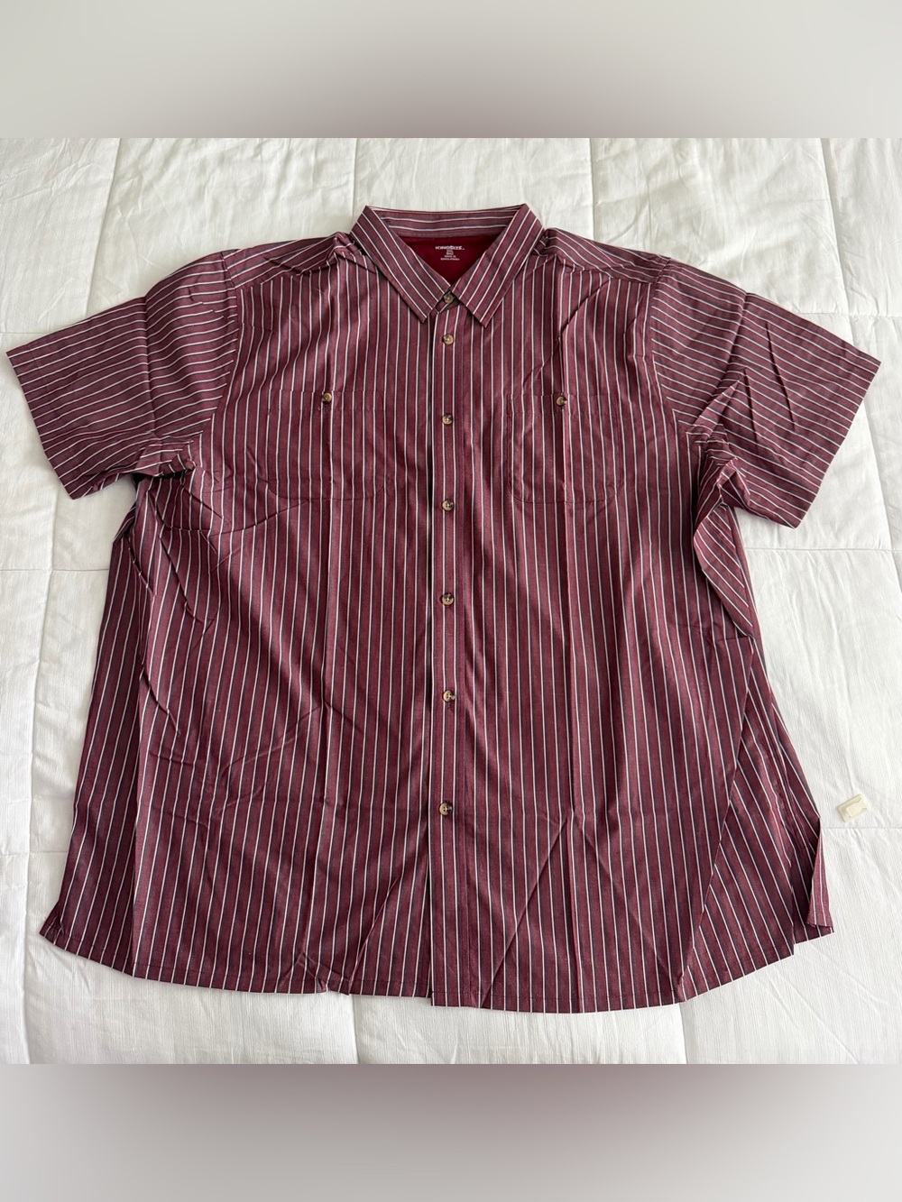 NWT kingsize Short-Sleeve Burgundy Striped Button-Down Shirt